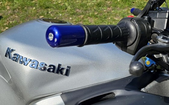 Gebrauchtmotorrad Kawasaki ZZR 1200 - Bild 9