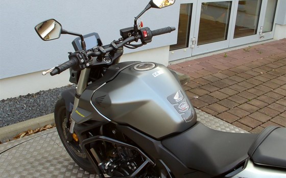 Gebrauchtmotorrad Honda CB750 Hornet - Bild 13