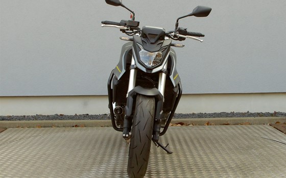 Gebrauchtmotorrad Honda CB750 Hornet - Bild 4