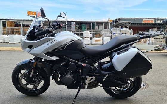 Gebrauchtmotorrad Triumph Tiger Sport 660 - Bild 2