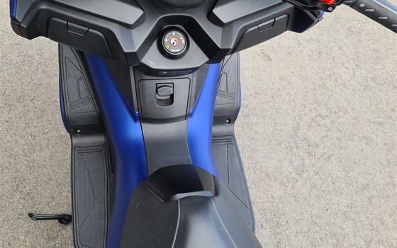 Gebrauchtmotorrad Kymco XCiting 400 S - Bild 10