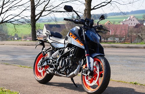 Neumotorrad KTM 125 Duke