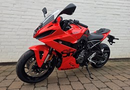 Neumotorrad Suzuki GSX-8R