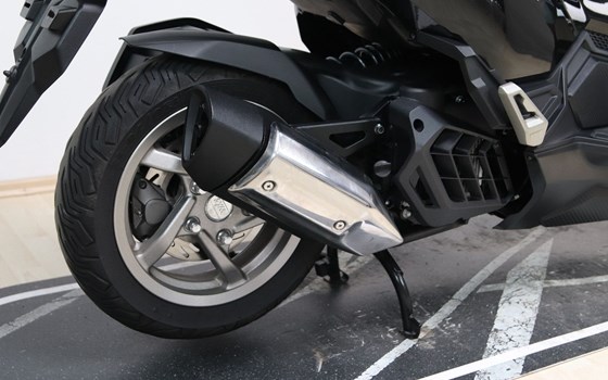 Gebrauchtmotorrad Sym ADX 125 - Bild 2