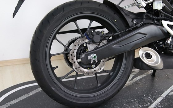 Neufahrzeug Honda CB125R - Bild 2