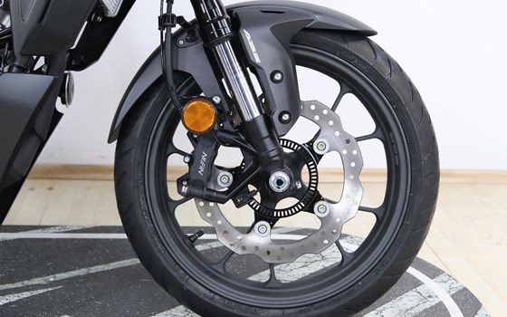 Neufahrzeug Honda CB125R - Bild 4