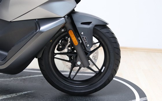 Neufahrzeug Voge SR3 - Bild 5