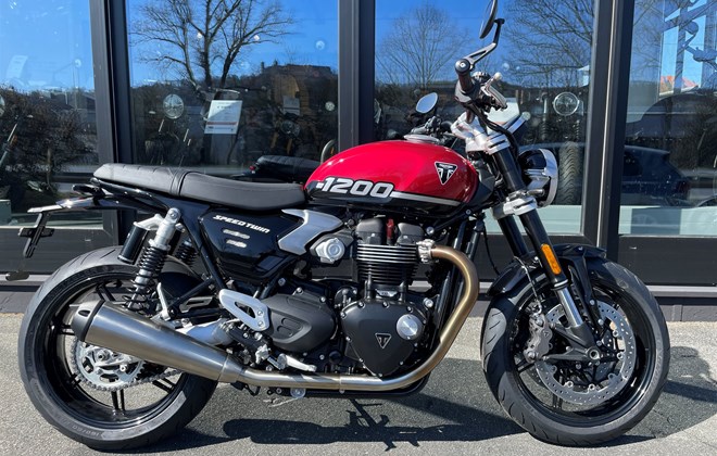 Triumph Speed Twin 1200