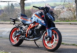 Neumotorrad KTM 390 Duke