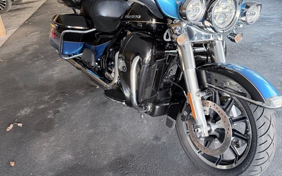 Gebrauchtmotorrad Harley-Davidson Electra Glide Classic FLHTC - Bild 2