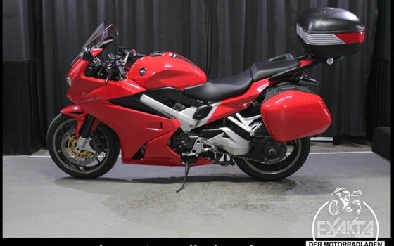 Gebrauchtmotorrad Honda VFR 800 F - Bild 2