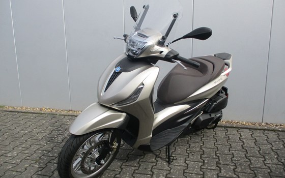 Gebrauchtmotorrad Piaggio Beverly 400 hpe - Bild 2