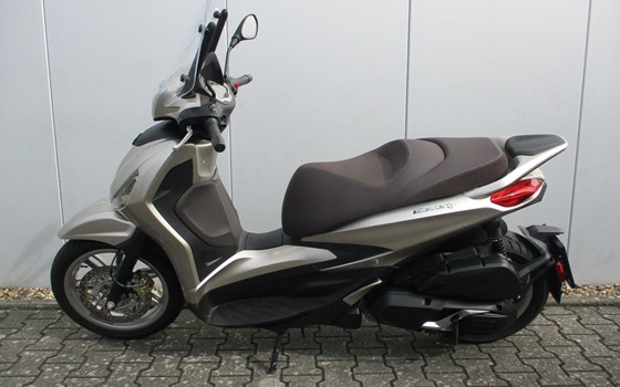 Gebrauchtmotorrad Piaggio Beverly 400 hpe - Bild 4