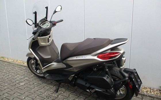 Gebrauchtmotorrad Piaggio Beverly 400 hpe - Bild 5