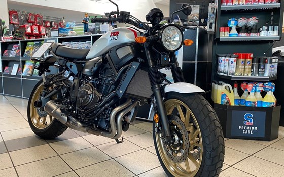 Gebrauchtmotorrad Yamaha XSR700 XTribute - Bild 3