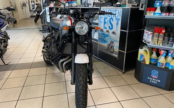 Gebrauchtmotorrad Yamaha XSR700 XTribute - Bild 4