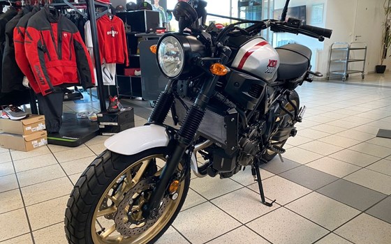 Gebrauchtmotorrad Yamaha XSR700 XTribute - Bild 5