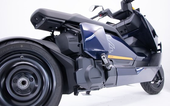 Gebrauchtmotorrad BMW CE 04 - Bild 11