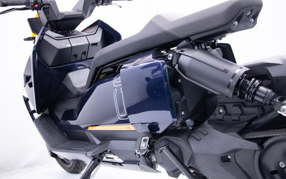 Gebrauchtmotorrad BMW CE 04 - Bild 13