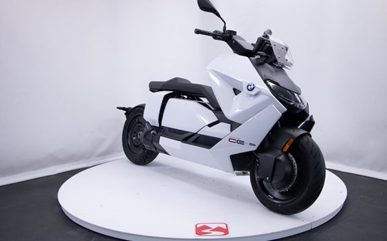 Gebrauchtmotorrad BMW CE 04 - Bild 1