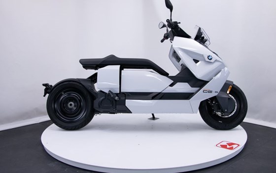 Gebrauchtmotorrad BMW CE 04 - Bild 7