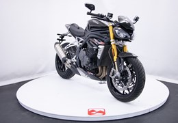 Gebrauchte Triumph Speed Triple 1200 RS