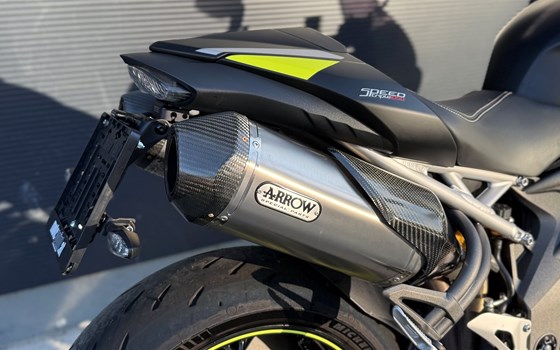 Gebrauchtmotorrad Triumph Speed Triple RS - Bild 3