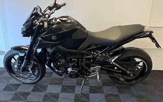 Gebrauchtmotorrad Yamaha MT-09 - Bild 1