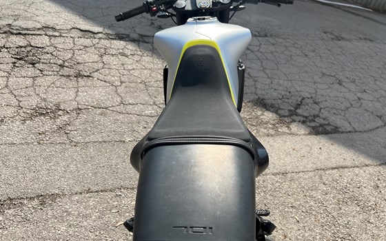 Gebrauchtmotorrad Husqvarna Vitpilen 701 - Bild 4