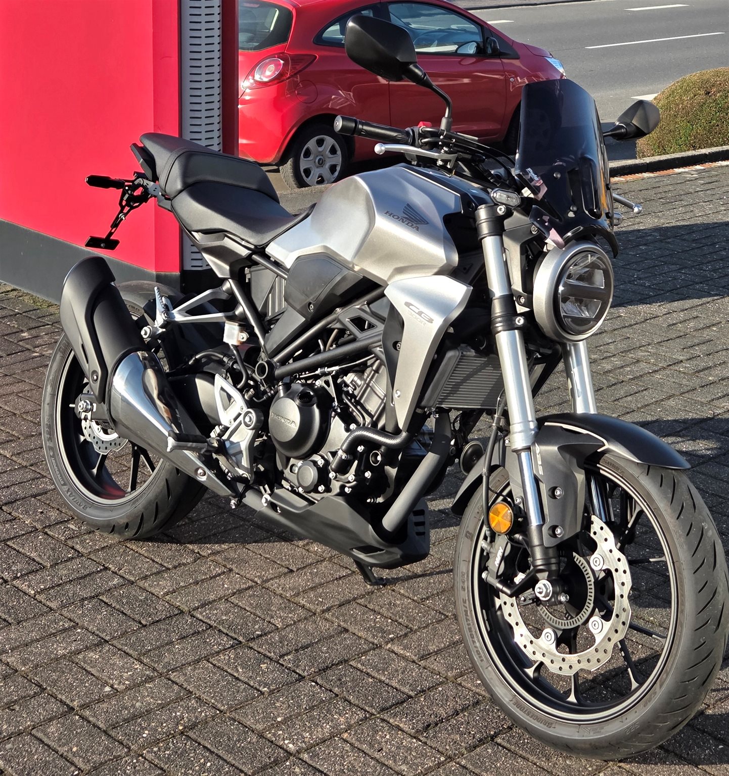 Honda CB300R