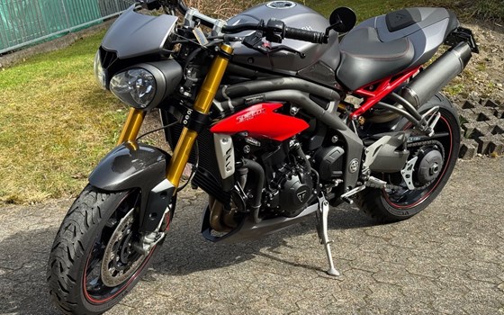 Motorrad Occasion Triumph Speed Triple 1050 - Bild 2