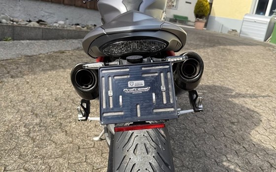 Motorrad Occasion Triumph Speed Triple 1050 - Bild 4