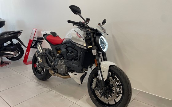 Gebrauchtmotorrad Ducati Monster + - Bild 1