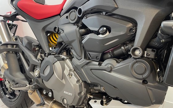 Gebrauchtmotorrad Ducati Monster + - Bild 8