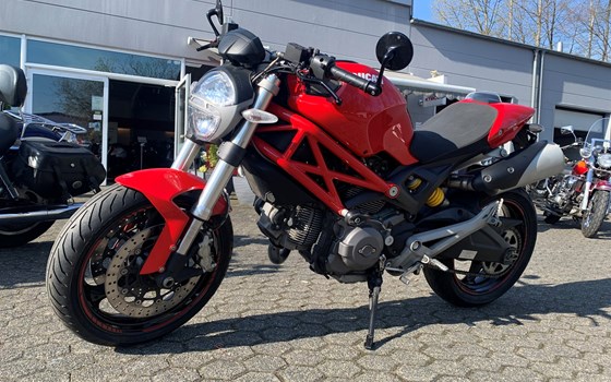 Gebrauchtmotorrad Ducati Monster 696 - Bild 1