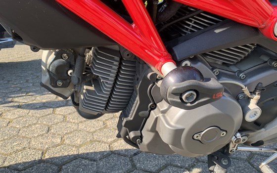 Gebrauchtmotorrad Ducati Monster 696 - Bild 5
