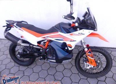 GEBRAUCHTE KTM 890 Adventure R