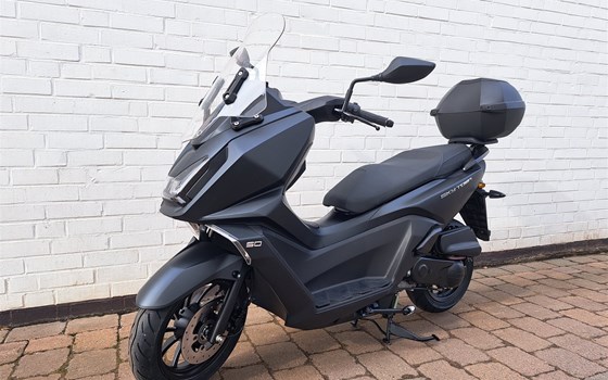 Neufahrzeug Kymco Sky Town 125i ABS - Bild 1