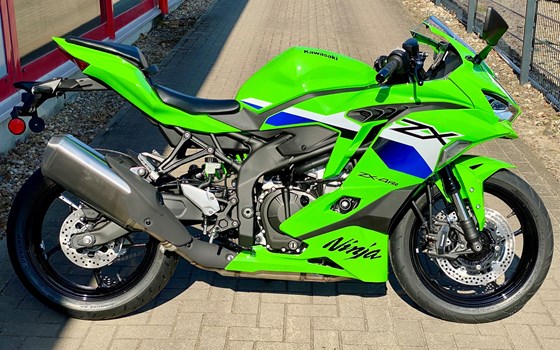 Neufahrzeug Kawasaki Ninja ZX-4RR - Bild 5