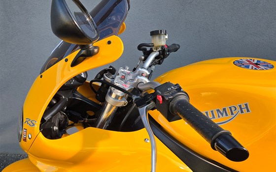 Gebrauchtmotorrad Triumph Sprint RS - Bild 3