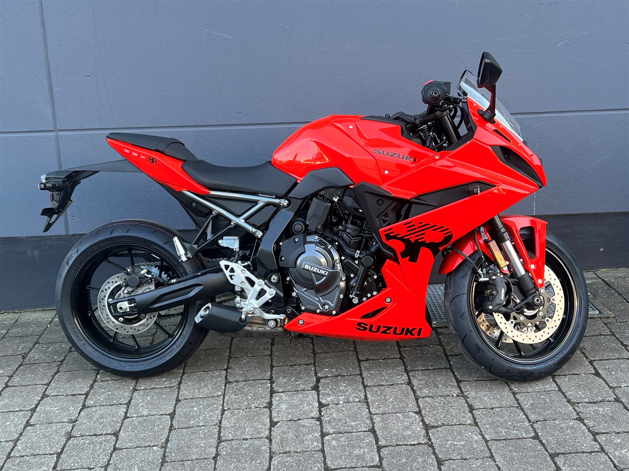 Suzuki GSX-8R Daidai-Iro Edition