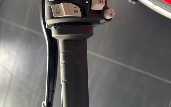 Gebrauchtmotorrad Ducati Monster + - Bild 12