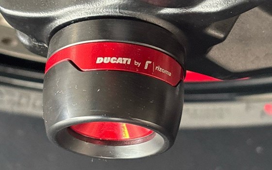 Gebrauchtmotorrad Ducati Monster + - Bild 8