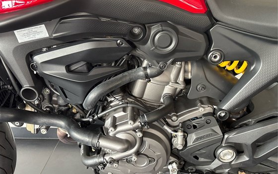 Gebrauchtmotorrad Ducati Monster + - Bild 9