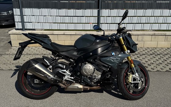 Gebrauchtmotorrad BMW S 1000 R - Bild 1