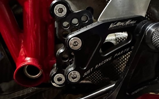 Gebrauchtmotorrad Ducati 1098 R - Bild 9