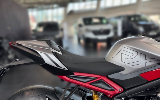 Neufahrzeug Triumph Street Triple 765 R A2 - Bild 11