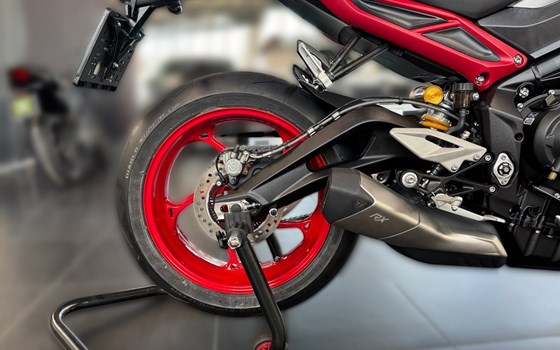 Neufahrzeug Triumph Street Triple 765 RX - Bild 10