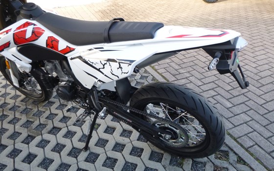 Neufahrzeug QJ Motor COV 125X - Bild 9