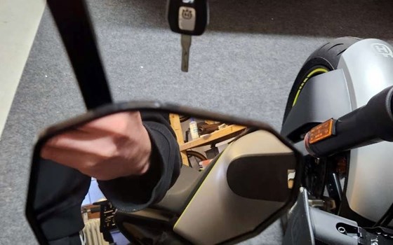 Gebrauchtmotorrad Husqvarna Vitpilen 701 - Bild 2